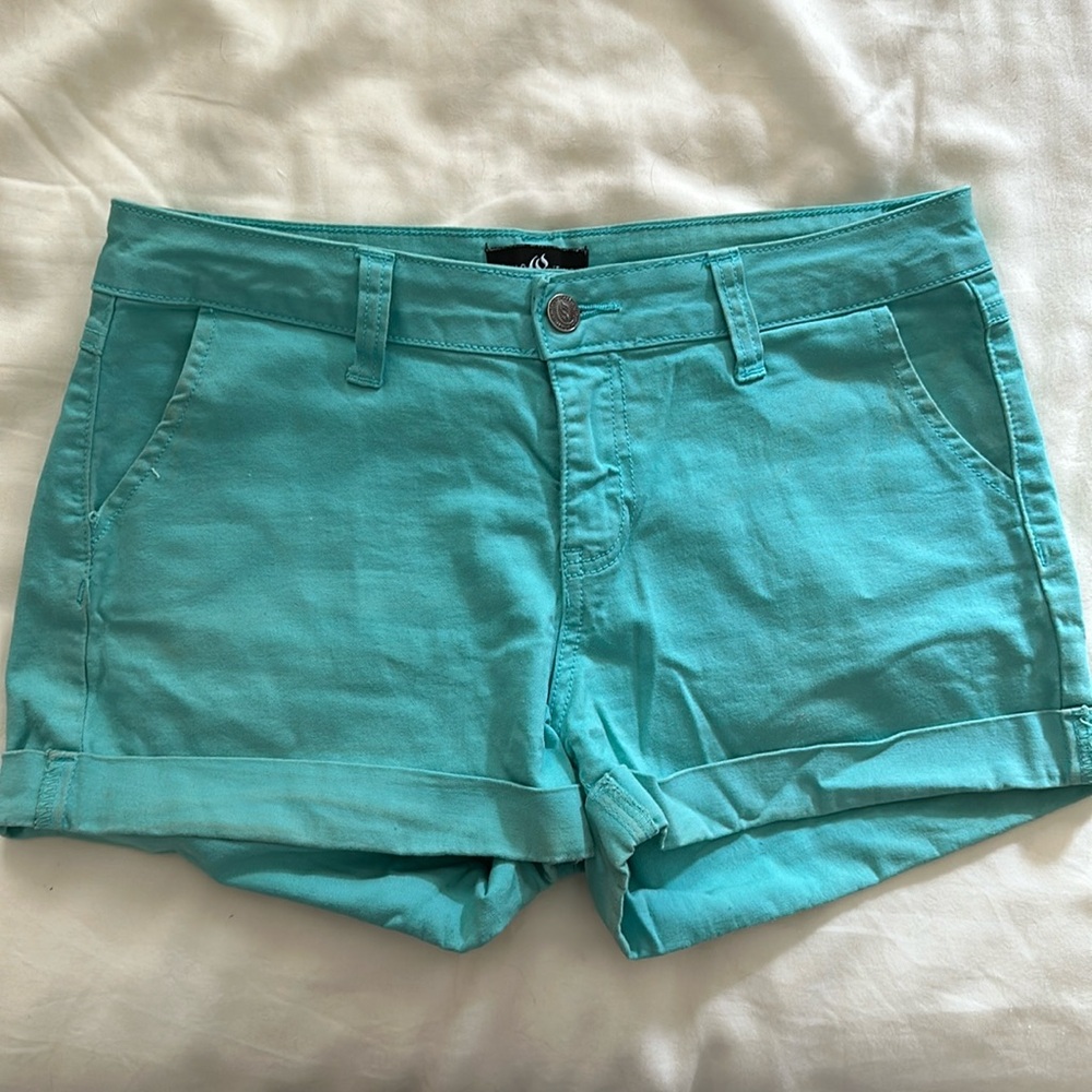 Light blue roll bottom shorts, size medium